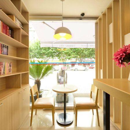 Hanting Hotel Zhuhai Gongbei Port Qinglv Nanlu Branch Εξωτερικό φωτογραφία